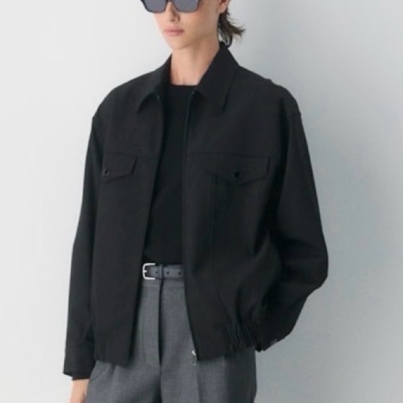 Aritzia Jackets & Blazers - ARITZIA⭐️Telegraph Bomber❤️NEW